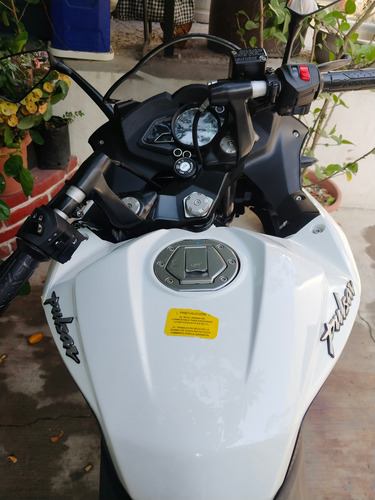 Nueva Pulsar Bajaj Rs200 Año 2025