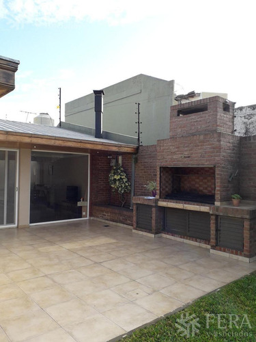 Imagen 17 de 23 de Venta De Casa 4 Ambientes En Bernal Con Cochera Y Fondo Libre (25629)