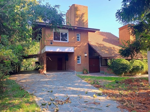 Casa Chalet En Venta En La Martona, Cañuelas, Resto De La Provincia