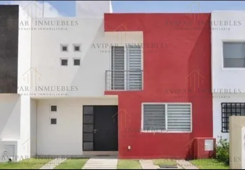 Casa En Venta En Zona Viñedos San Juan Del Rio