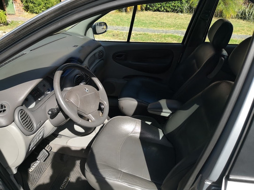 Renault Scénic Privilege 2.0 Automatica