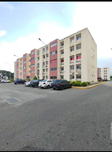 Apartamento Ubicado En Urbanización La Gran Colombia, San Jacinto, Maracay. Mv/1586