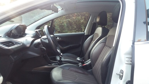 Peugeot 2008 1.6 Thp Sport