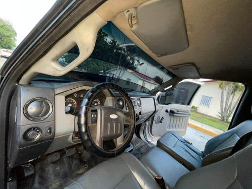 Ford F-350 Super Duty