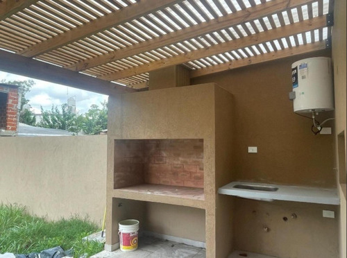 Dúplex En Venta - 2 Dormitorios 2 Baños - Cochera - 238mts2 - Pilar