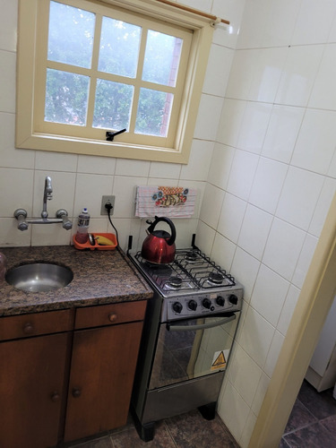 Imagem 6 de 14 de Vendo Apartamento - 1 Dormitório - Centro De Gramado/rs - Oportunidade Única P/ Investidores