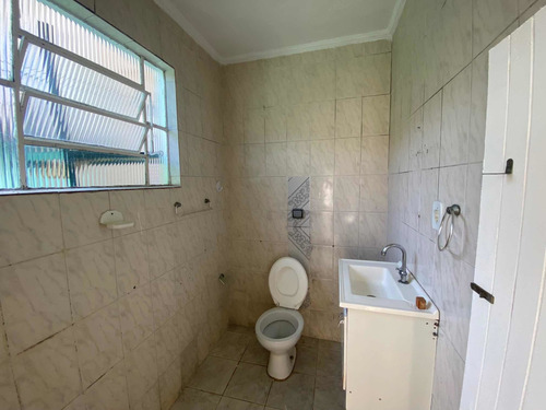 Imagem 15 de 16 de Casa De 2 Quartos,sala,cozinha,banheiro E 1-vaga De Garagem
