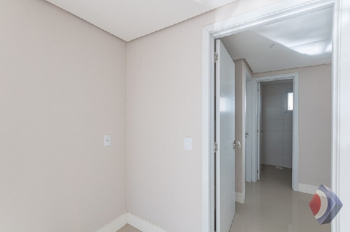 Imagem 7 de 15 de Casa Em Condominio - Tristeza - Ref: 5701 - V-5701