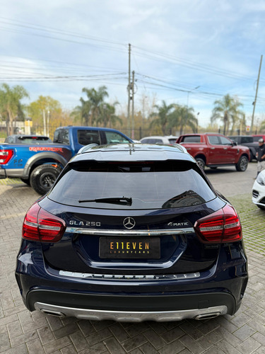 Mercedes-Benz Clase GLA 1.6 Gla250 Amg-line 211cv