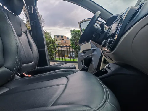 Renault Captur 2.0 Intens Automática