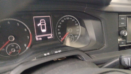 Imagen 10 de 15 de Volkswagen Polo 1.6 Trendline Automatico 2019 55.000km