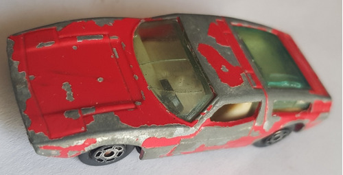 Macerati Bora Marca Yatming Escala 1:64