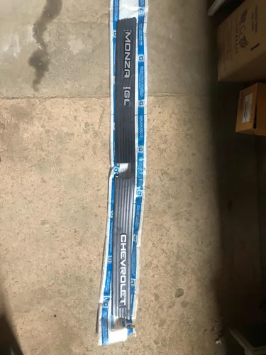 Moldura Friso Porta Malas Monza 91à96 Nova Origi Gm 93231131