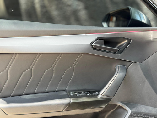 Cupra Leon 300Hp