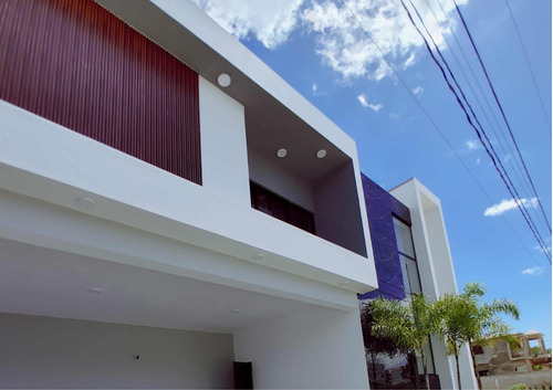 Casa Con Piscina En Venta En Punta Cana