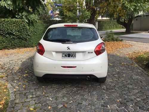 Peugeot 208 1.6 Feline 2013