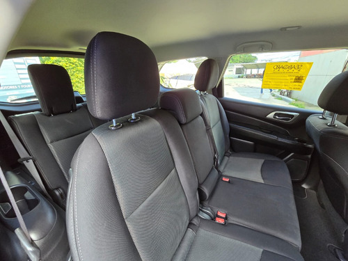 Nissan Pathfinder Sv 4x4