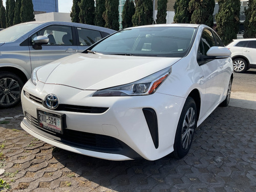 Toyota Prius 1.8 Base Cvt