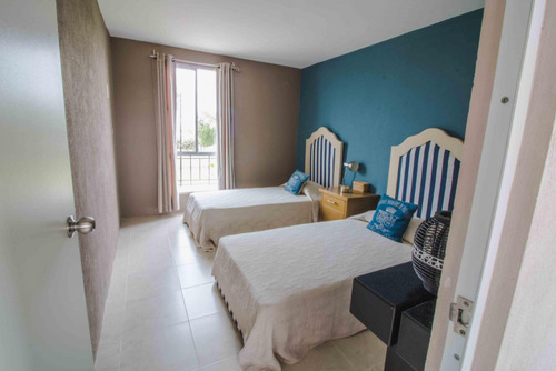 Casas De 3 Recámaras 2.5 Sanitarios En Fraccionamiento Con Alberca En Venta En Tizayuca
