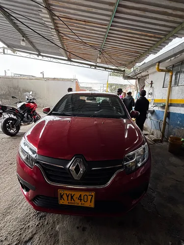 Renault Logan 1.6 Expression / Life +