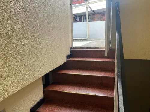 Venta De Casa Con 3 Apartamentos, Cerca A Av. Nqs Y Transmilenio