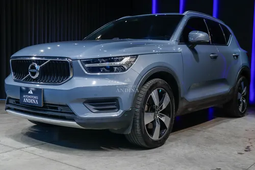 Volvo XC40 T4 Momentum 2.0