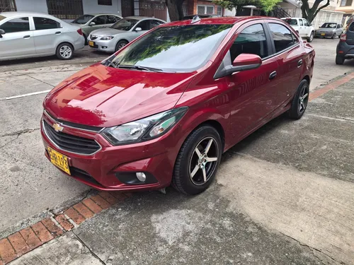 Chevrolet Onix Sedán Mecánico 2019