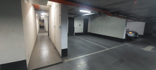Arriendo Estacionamiento Subterráneo Providencia Providencia