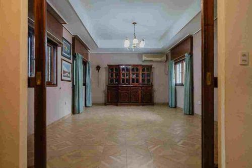 Casa En Venta Cinco Dormitorios Con Terreno 1680m2