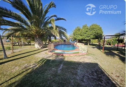 Hermosa Casa A La Venta, 4d+5b+10est.+pisc., Bat