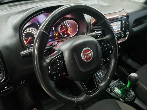 Imagem 11 de 14 de Fiat Toro Freedom 1.8 At6 4x2 Flex Automático 2018 2019