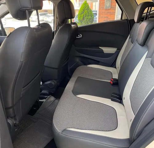 Renault Captur 2.0 Intens Automática