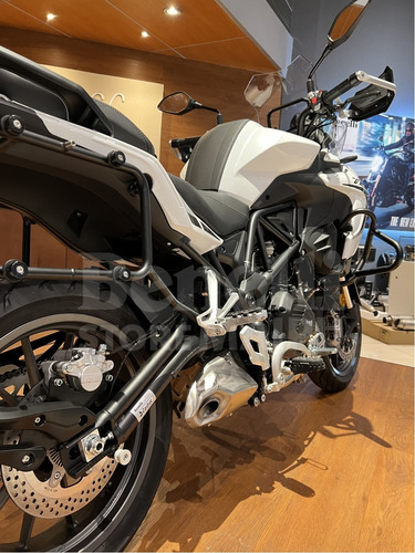 Imagen 8 de 15 de Benelli Trk 502
