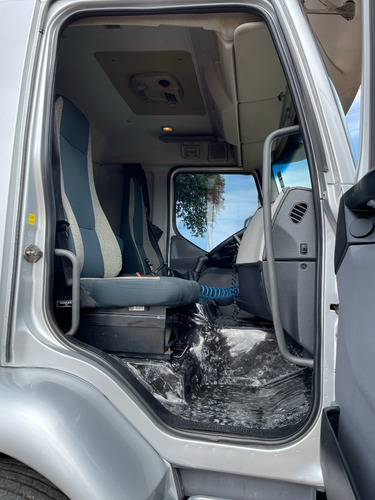 Volvo Vm 330 Toco 4x2t Cavalinho Caminhao Trator