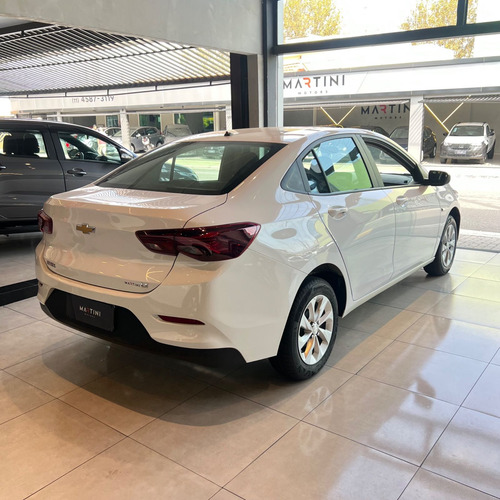Chevrolet Onix SEDAN Plus LT 1.0 12V Flex 4p Mec.