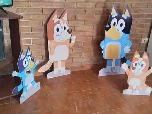 Imagen 2 de 10 de 4 Gigantografia Silueta Corporea Personajes Bluey