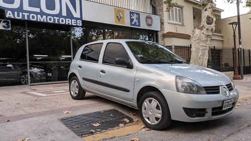 Imagen 2 de 12 de Renault Clio 1.2 16v 5p Pack