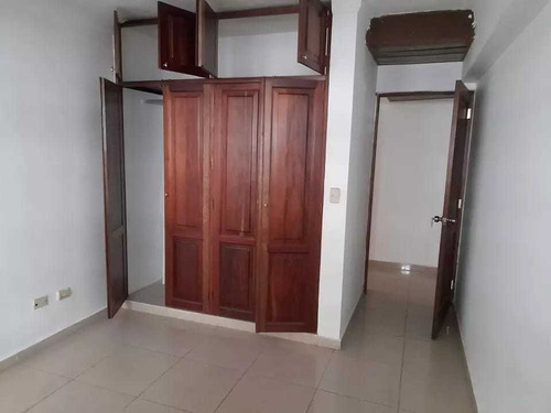 Imagen 9 de 10 de Venta De Apartamento En El Mirador Sur