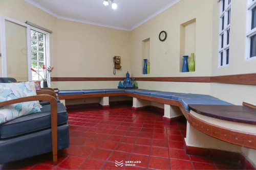 Imponente Casa En El Corazón De Maria Selva