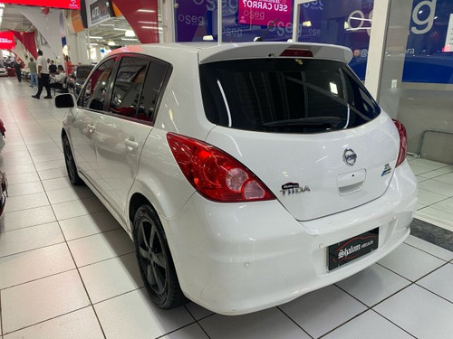 Nissan Tiida Tiida 1.8 SL 16V FLEX 4P MANUAL