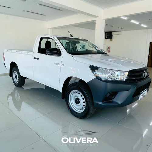 Toyota Hilux Pick Up 4x4 Diesel 0km - Olivera Automotores