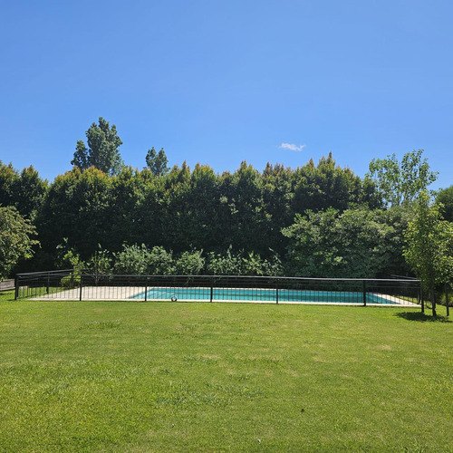 Alquiler De Vivienda De Casa  De 4 Dormitorios En Barrio El Golf Nordelta