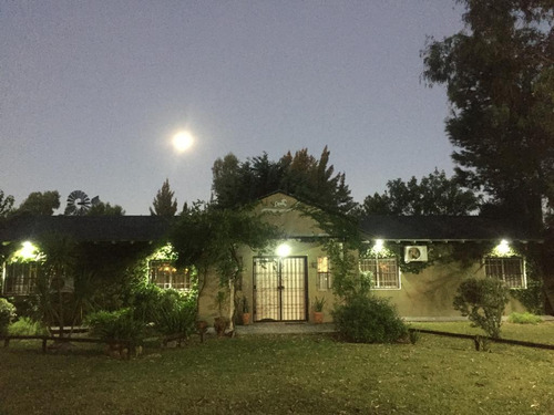 Quinta En Venta - 2 Dormitorios 1 Baño - 15000mts2 - Abasto