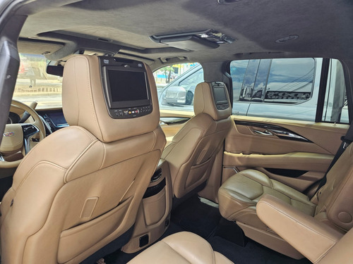 Cadillac Escalade 6.2 Plinum 4x4 At