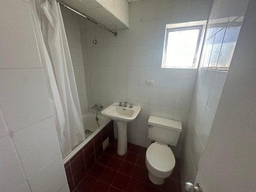 Casa En Venta De 4 Dorm. 3 Baños En Concepción