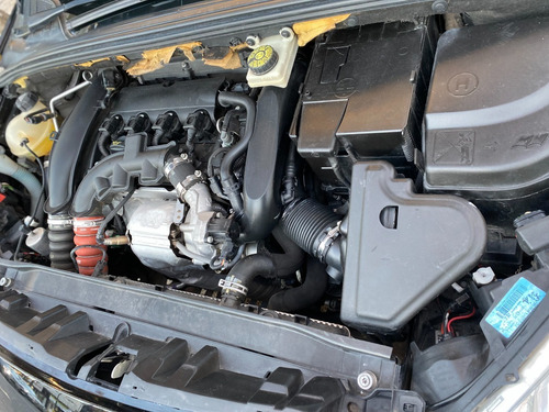 Imagen 13 de 13 de Peugeot 308 1.6 Sport Thp Tiptronic - 2013