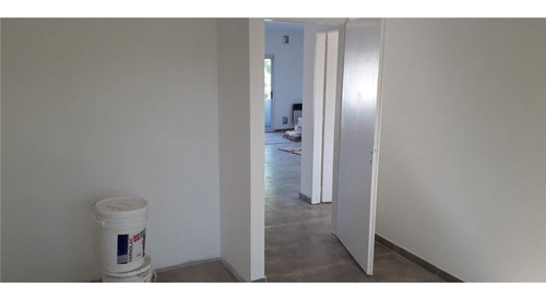 Imagen 9 de 9 de Venta De Luminoso Depto 3 Amb.1er Piso Financiado