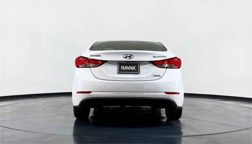 Imagen 5 de 15 de 110052 - Hyundai Elantra 2015 Con Garantía