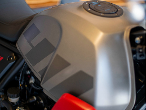Imagen 20 de 25 de Royal Enfield Scram 411 Graphite Red Himalayan Entrega Ya