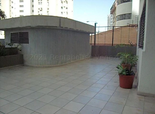 Imagen 11 de 13 de Eloisa Mejia Rentahouse Vende Apartamento En Prebo Valencia 22-812